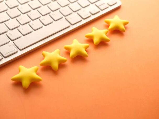 5 Stars Review by a Keyboard